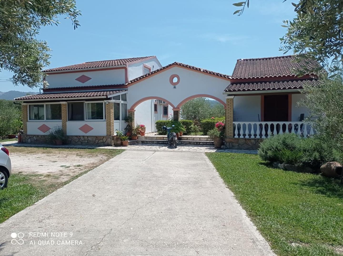 Villa Yannis 1 Roda  Exteriér fotografie