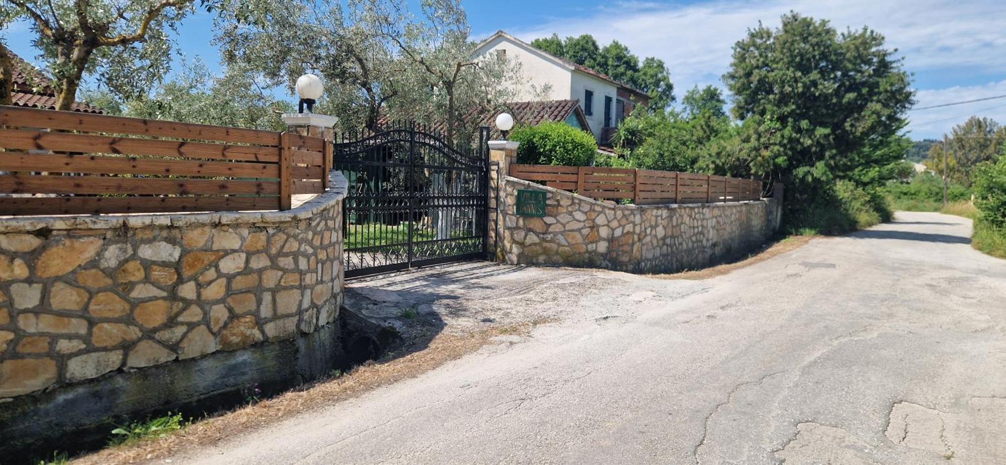 Villa Yannis 1 Roda  Exteriér fotografie